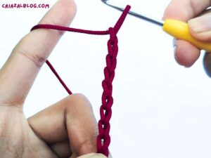 Guide on The First Crochet Stitch (Masterclass for Beginners)