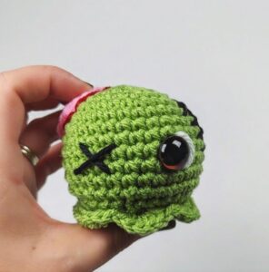 How to Crochet Zombie Baby Ghost Amigurumi Plush for Halloween