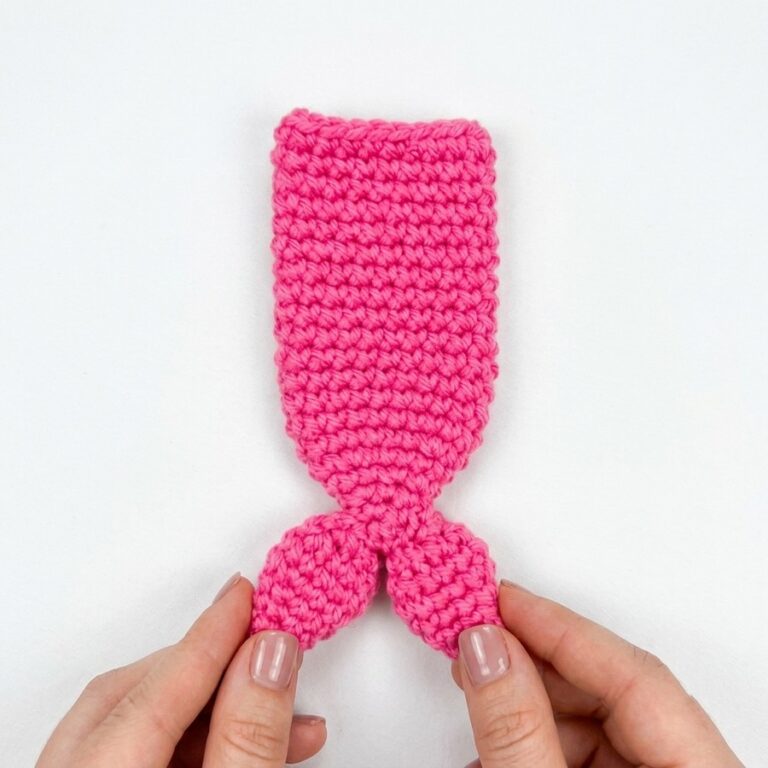 crochet mermaid pouch pattern (1)