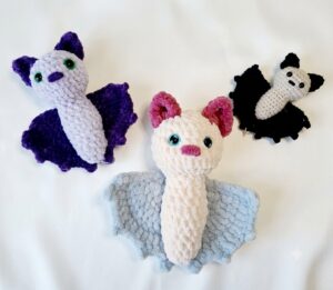 How to Crochet An Easy & Low-Sew Bat Plushie for Halloween