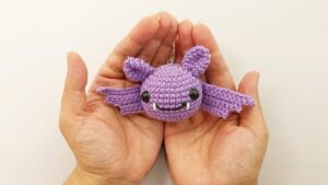 How to Crochet An Absolutely CUTE Crochet Bat Amigurumi Bag Charm