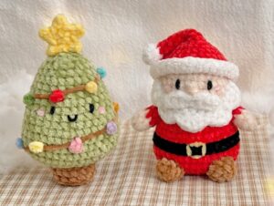 Featuring: How to Crochet Sitting Santa Claus Plushie Tutorial (Low-Sew & Quick)