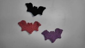 Free Crochet CUTE Little Bat Applique Decoration for Halloween