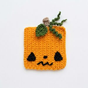 How to Crochet Kawaii-Spooky Square-Shaped Pumpkin & Vines Coaster