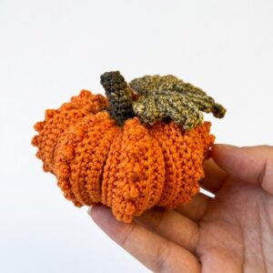 How to Crochet the Popcorn Texture Pumpkin Amigurumi for Fall