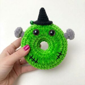 Pattern Tester: How to Crochet Anti-Stress Bolt Zombie Plush Ring for Gifting