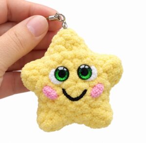 How to Crocet Holdiday Mr. Smiling Star Plushie for Christmas Gifting