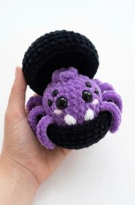 Tester Pattern: How to Crochet Spider in Black Food Box Plush for Gifting