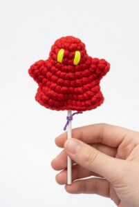 How to Crochet REALLY BOO No-Sew Pocket and Palm Buddy Ghost Gurumi