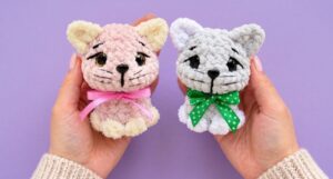 Featuring: How to Crochet Holiday Present Kitty Cat Pluhsie with Bow Ribbon